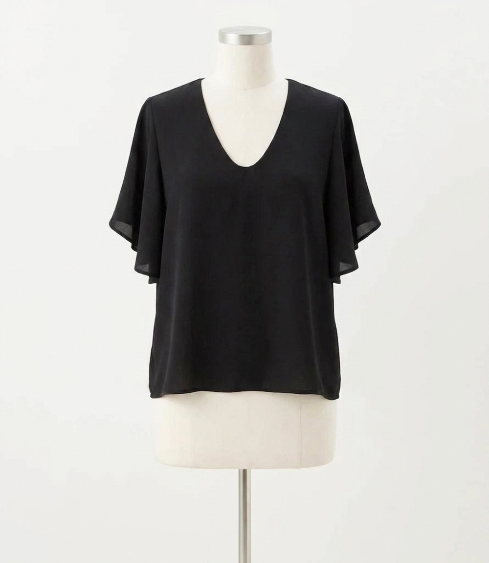 NEW KAREN KANE flutter sleeve v-neck top in black